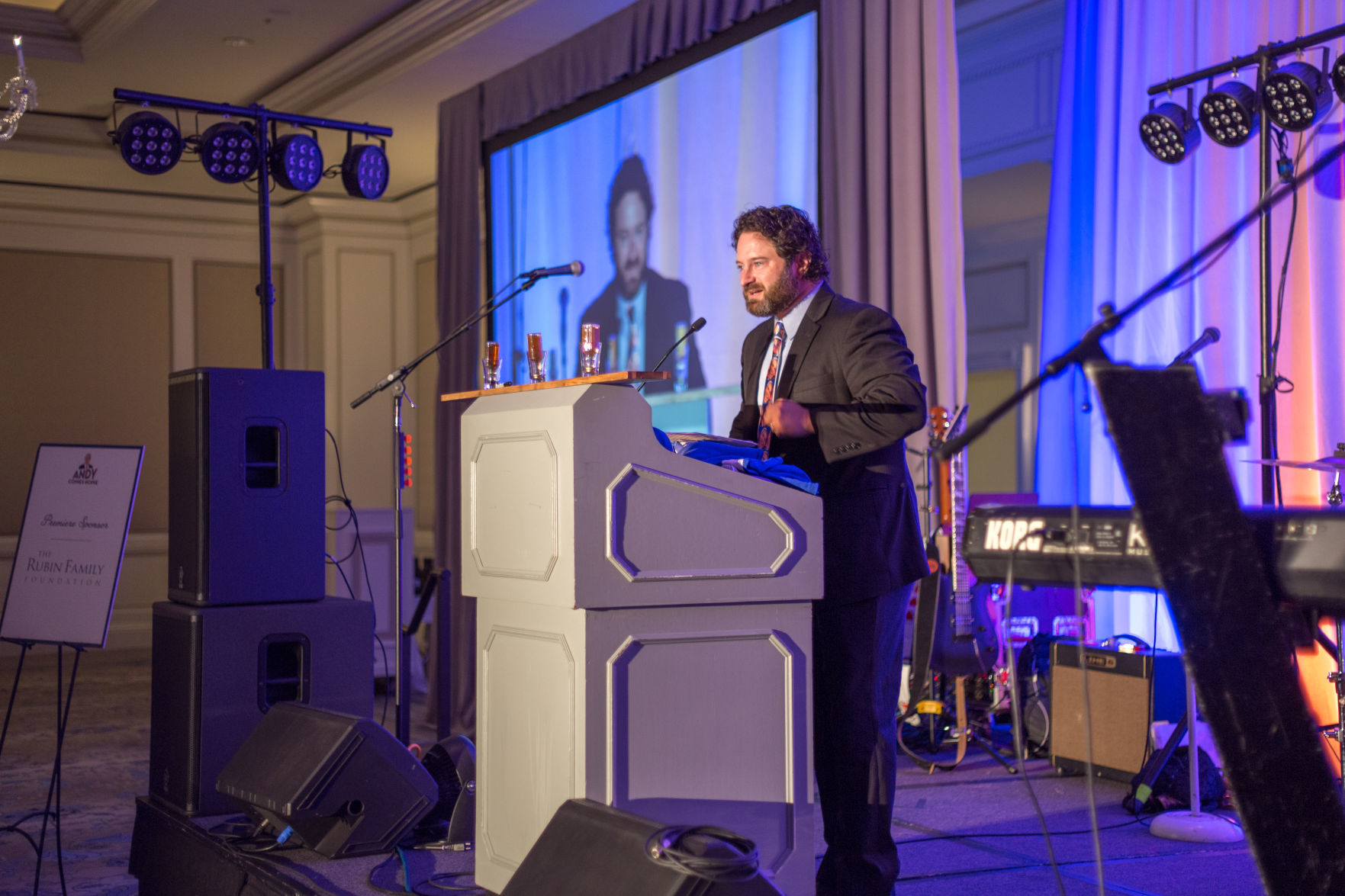 112418Claytoneducationfoundationgala37.jpg